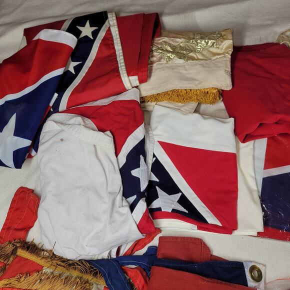 Vintage Lot of Civil War Flags Reproduction Union Confederacy - Picture 5 of 12